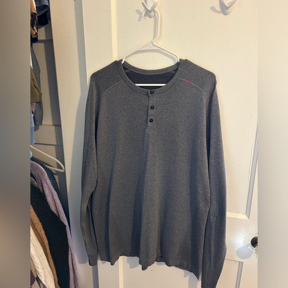 Lululemon Men's Metal Vent Tech Long Sleeve Henley - Gray